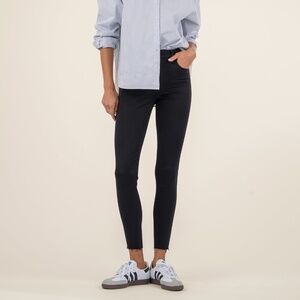 Kut from the Kloth Donna High Rise Ankle Skinny Size 4 / Black